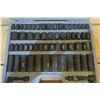 Image 2 : Maximum Socket and Screw Bit Set