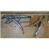 Image 2 : Vampire Tools Pliers Set and 2 Vise Clamps