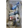 Image 2 : Rubbermaid Bucket with Washer Fluid, Cleaning Supplies, Etc.