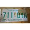 Image 4 : 3 Saskatchewan license plates