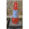 Image 2 : 8 Hazard Cones