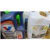 Image 3 : Lot of Automotive fluids (Turtle Max-power car wash, plumbing anti-freeze, Diesel engine oil