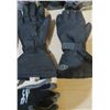 Image 3 : 3 pairs of gloves and 2 ski masks