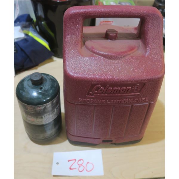 Coleman propane lantern with case and 1Lb propane tank