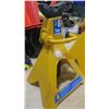 Image 2 : 2 6 ton jack stands