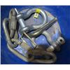 Image 2 : bucket with ratchet strap, shackles, hitch pins
