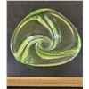 Image 2 : Swirly Decorative Glass Bowl (Depression glass?) and Wood Glass Placemats