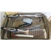 Image 2 : Lot of assorted baking pans and cooking racks + kitchen utensils a thermometers)