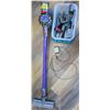 Image 1 : Dyson vacuum cleaner (V7-Animal) includes accessories