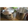 Image 3 : 2 large cooking pots