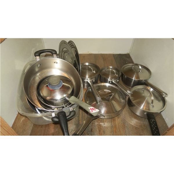 Lot of Assorted pots and pans (includes extra lids)