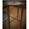 Image 1 : Wooden lampstand table (15" diameter x 19"H) - foldable