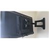 Image 2 : 31" Element TV + wall mount