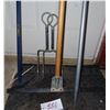 Image 2 : Lot of assorted tools (includes: 2 pry bars, floor squeegee, etc.