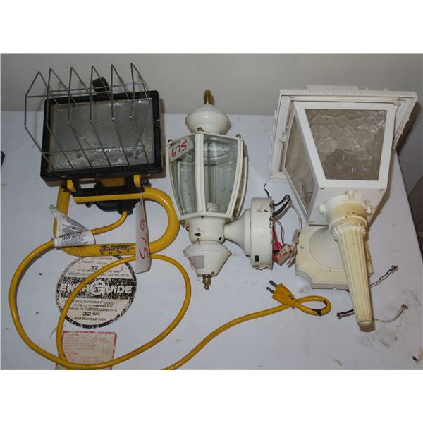 Lot light fixtures + workers light