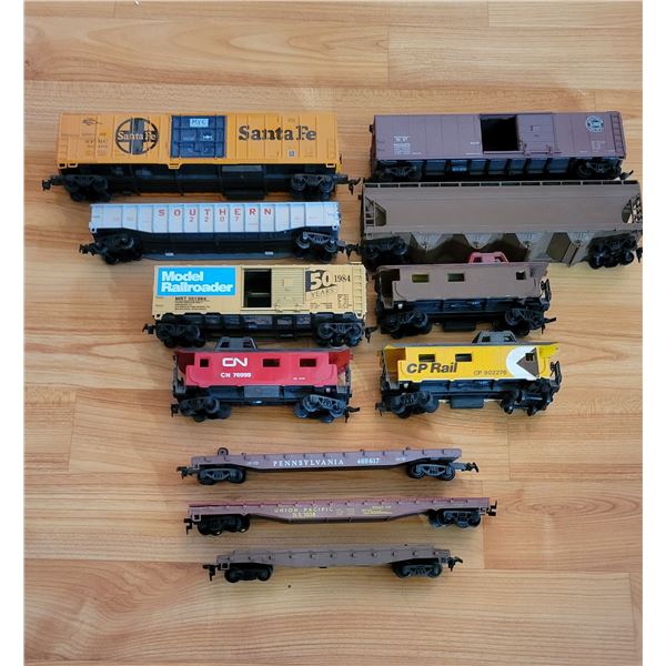 Lot of Miniature Trains; Santa Fe, Southern 2207, 81925, MRT 501984, CN 76999, 902276, Pennsylvania 