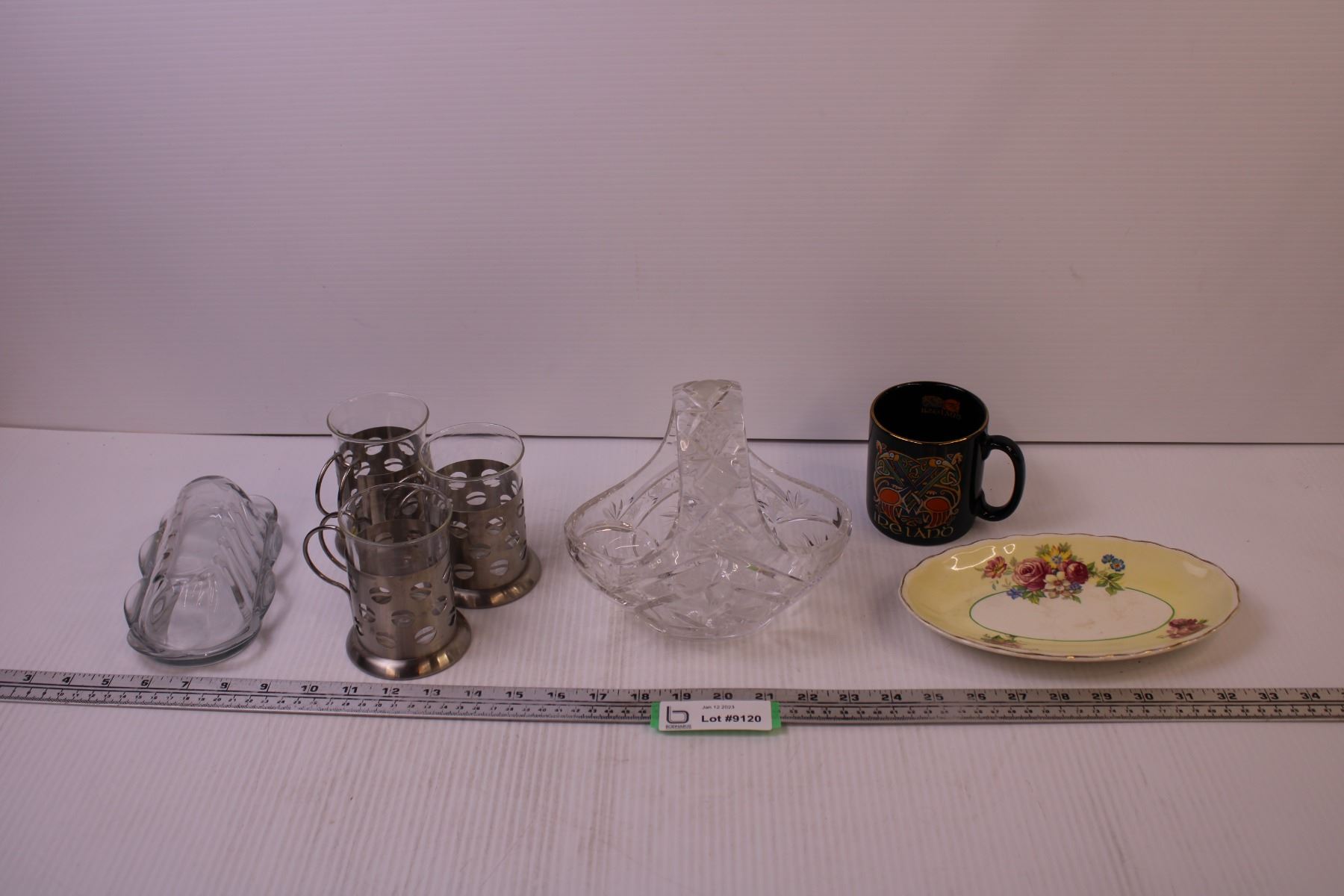 (7) Assorted Kitchen Items