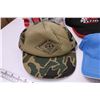 Image 2 : (9) Hats