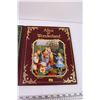 Image 3 : Box Set of Hardcover Books (Alice in Wonderland and Hans Christian Andersen)