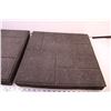 Image 4 : (6) Rubber Exterior Tiles (17.5x17.5)