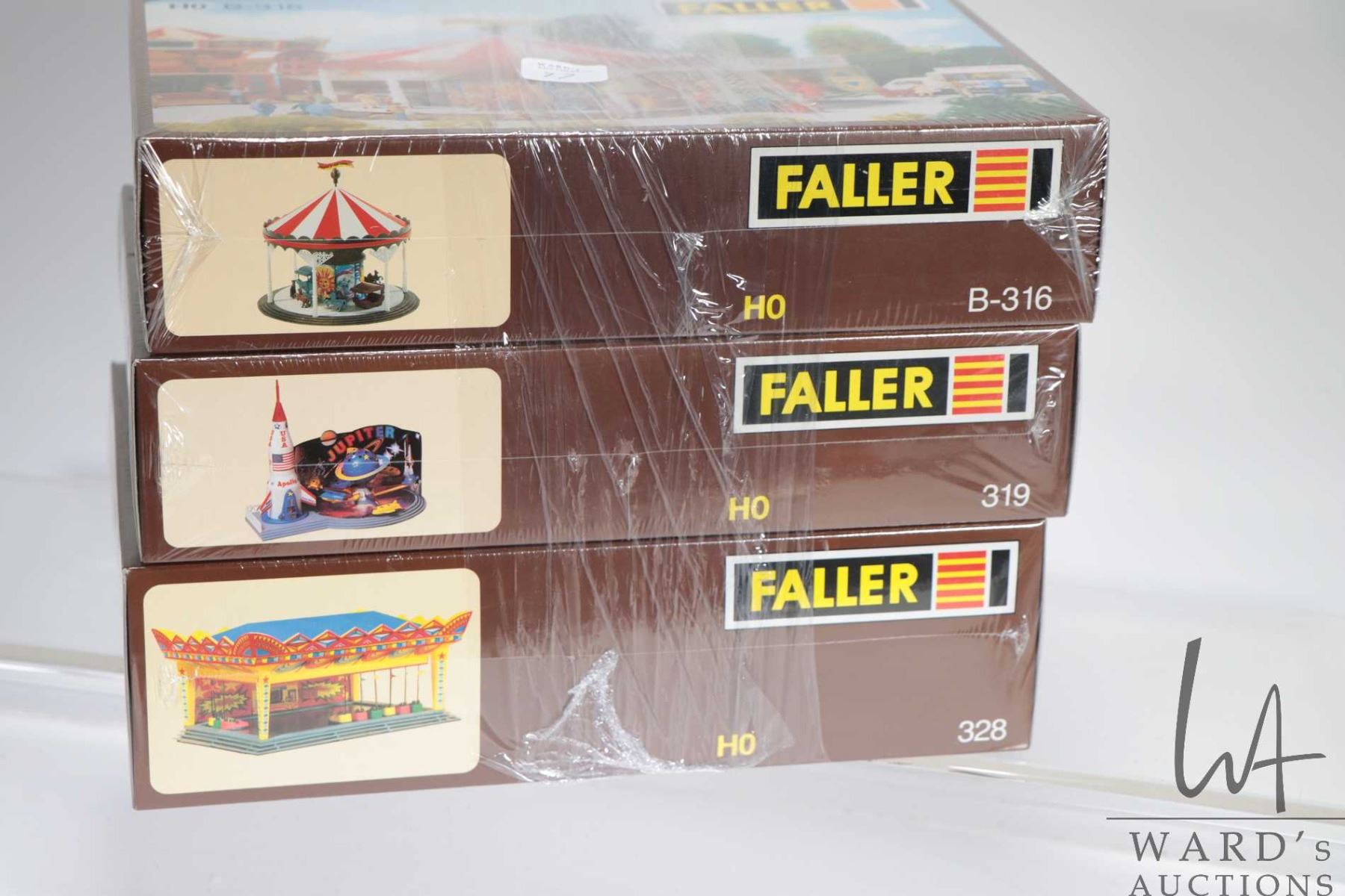 Three new in box Faller HO scale model kits incldung B-316 carousel ...