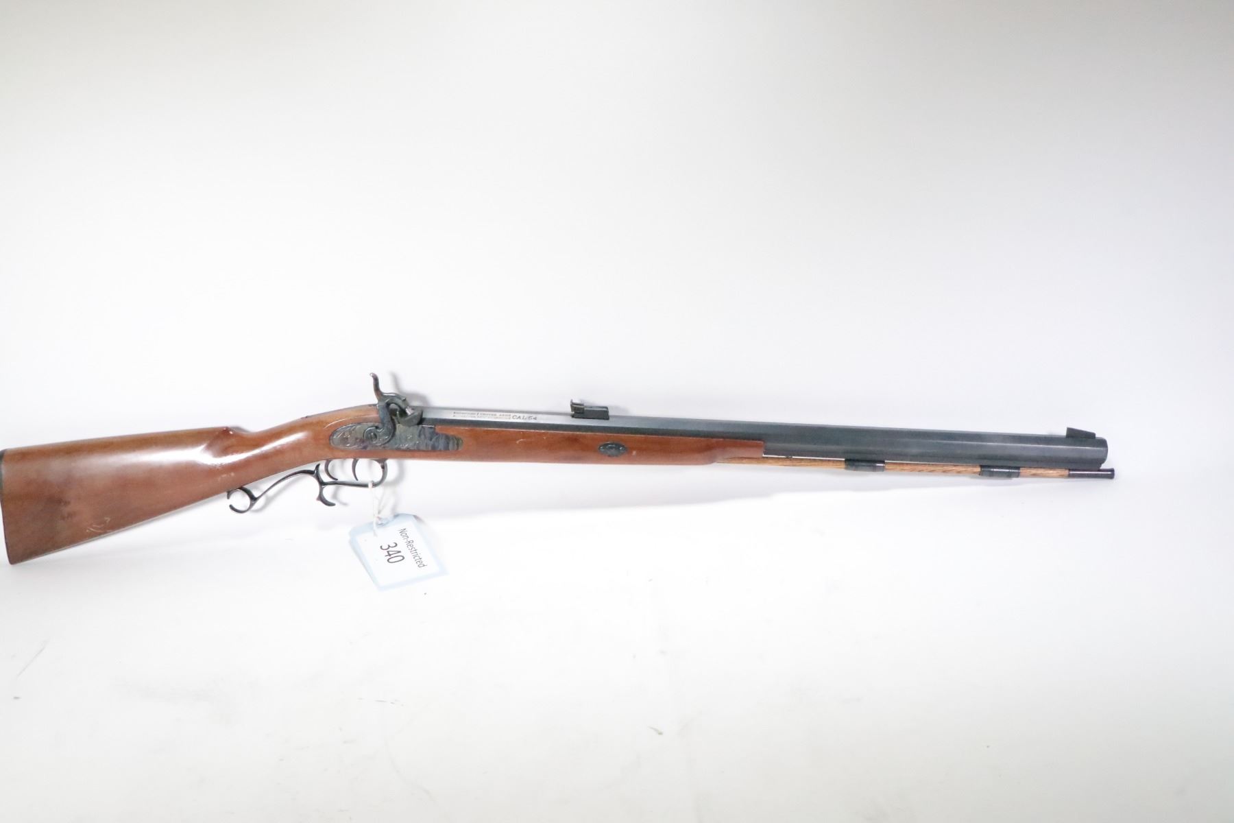 Non-Restricted rifle Thompson Center Arms model Hawkin, .54 percussion ...