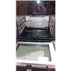 Image 2 : INSIGNIA 9.5L DIGITAL AIR FRYER OVEN - TESTED WORKING - RETAIL $199