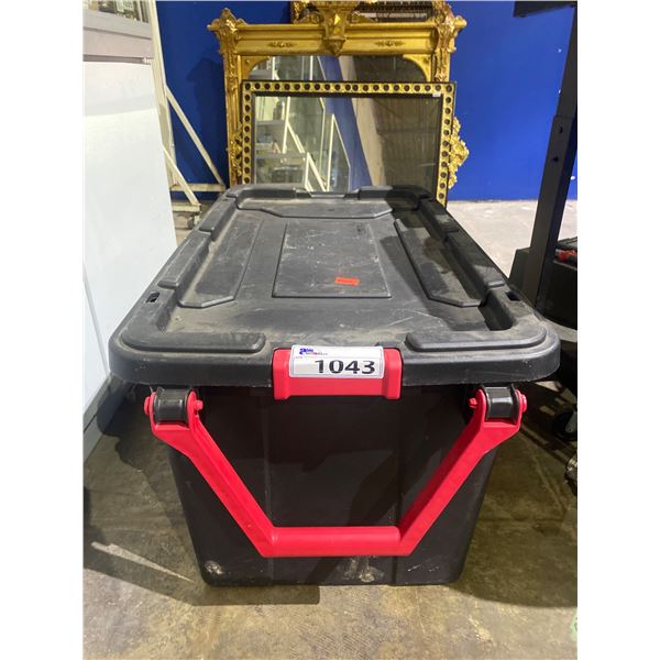 STERILITE ROLLING 40 GALLON TOTE