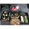 Image 1 : ASSORTED COSTUME JEWELRY AND JEWELRY BOXES