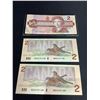 Image 2 : 33 1986 CANADIAN $2 BILLS, SOME SERIAL NUMBERS ARE IN SEQUENTIAL ORDER