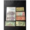 Image 1 : ASSORTED WORLD BILLS AND NOVELTY CURRENCY