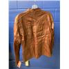 Image 2 : NEW WITH TAGS VIP LEATHERS CANADA FINE LAMBSKIN LEATHER JACKET SIZE L RETAIL $445