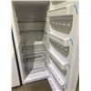 Image 2 : FRIGIDAIRE STANDING FREEZER