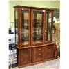 Image 2 : 2PC LOCKING HUTCH WITH KEYS