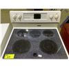 Image 2 : MAYTAG GEMINI 4 BURNER 1 WARMER GLASS TOP STOVE WITH DUAL OVEN