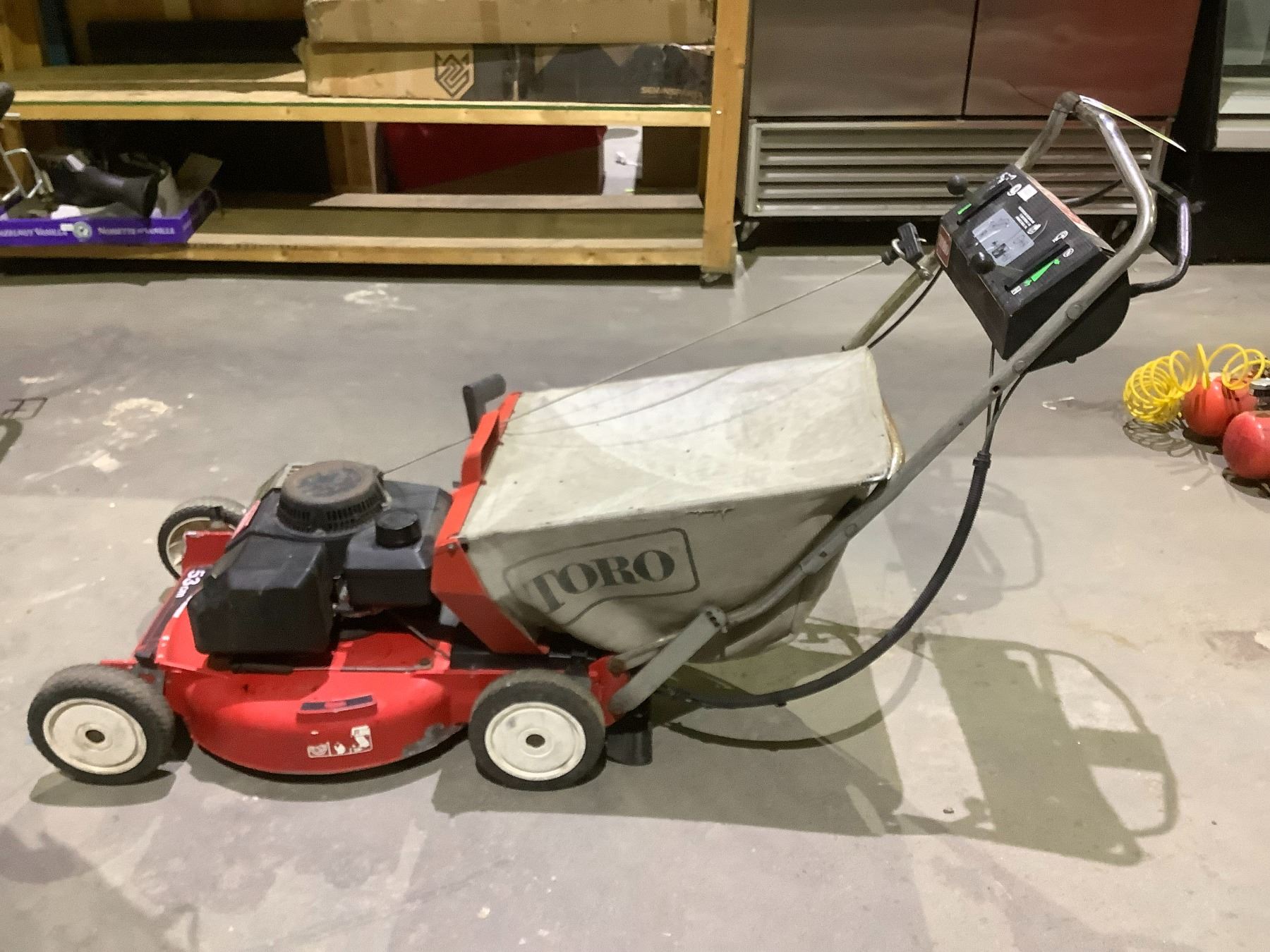 TORO 53CM LAWN MOWER - Able Auctions