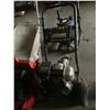 Image 2 : KARCHER 3000 PSI PRESSURE WASHER & SIMONIZ 2200 PSI PRESSRE WASHER (MISSING PIECES)