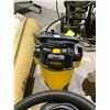 Image 2 : *MAY BE MISSING PARTS OR REQUIRE REPAIR* 2 DEWALT SHOP VACS