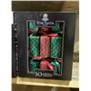 Image 2 : ALL NEW 12 BOXES OF TOM SMITH GREEN & RED CHRISTMAS CRACKERS