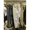 Image 1 : 3 PAIRS OF PANTS