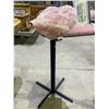 Image 2 : ROSE QUARTZ DECOR ON STAND STONE APPROX 15 X 9" RETAIL $13,999