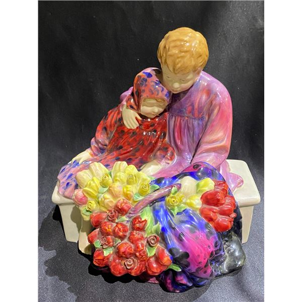 ROYAL DOULTON CHINA "FLOWER SELLERS CHILDREN" FIGURINE APPROX 8 X 8"