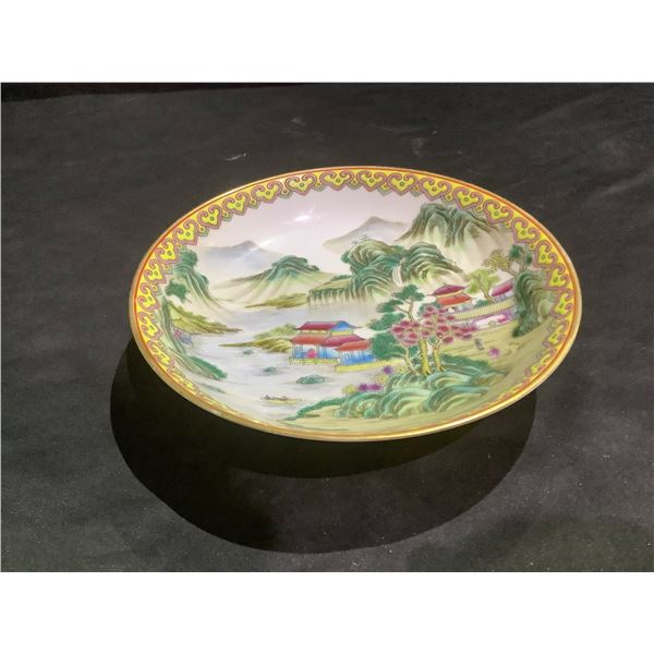 FAMILLE ROSE 'RIVER LANDSCAPE' PLATE