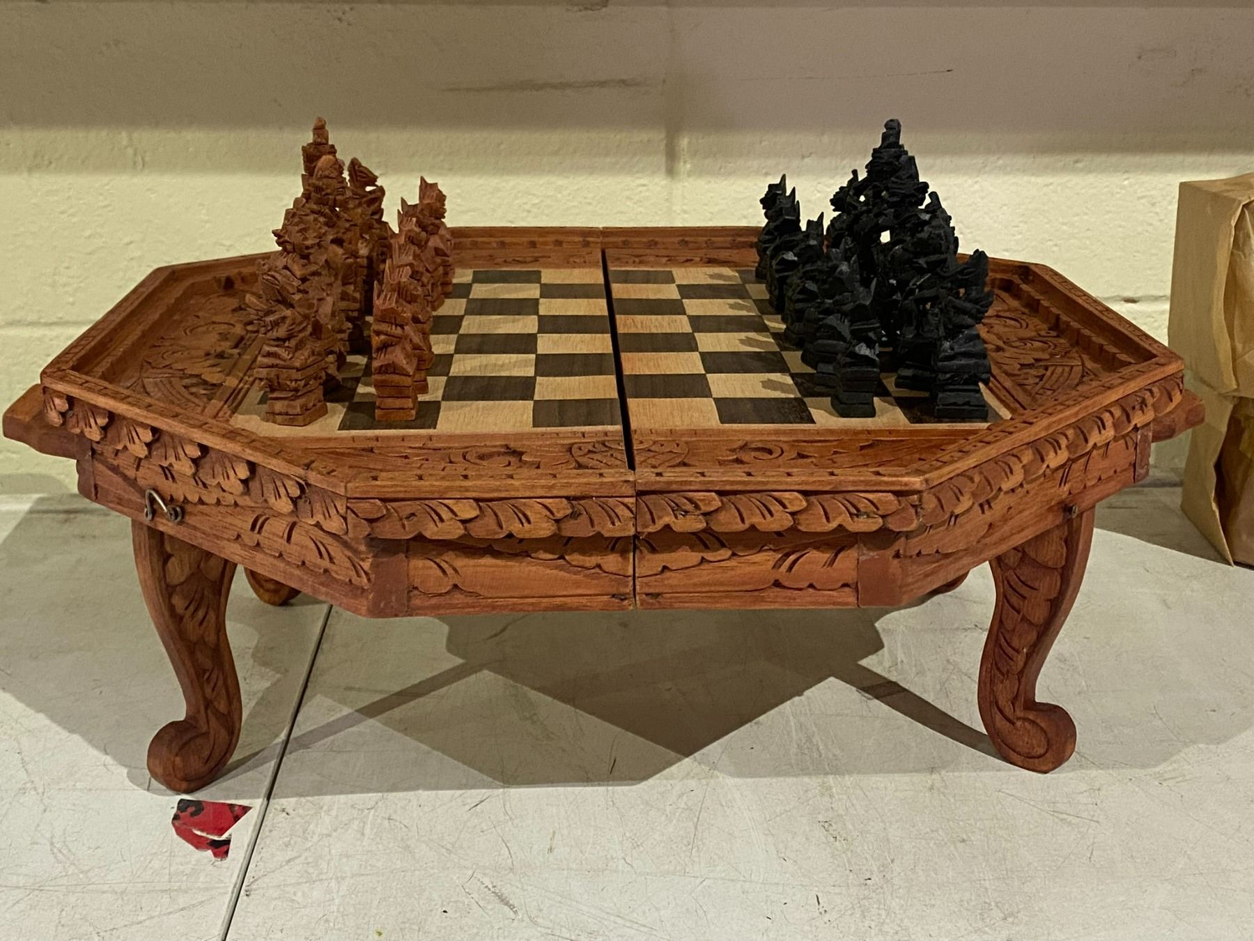 100% HAND CARVED CHESS SET IMPORTED FROM BALI 17X17