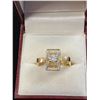 Image 1 : 14K LADIES RING SET WITH DIAMONDS SIZE 9