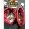 Image 2 : 2 BAGS OF COINS (1C, 5C, 10C & 25C) 5 ASSORTED PUPPY FIGURES