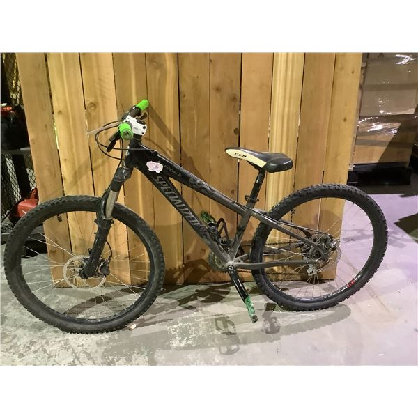 SPECIALIZED 24 SPEED BICYCLE