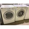 Image 1 : MAYTAG NEPTUNE WASHER & DRYER SET (WASHER DOOR NEEDS REPAIRS/REALIGNMENT)