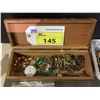 Image 2 : ASSORTED COSTUME JEWELRY