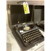 Image 2 : ANTIQUE TRIUMPH DURABEL TYPEWRITER WITH CASE